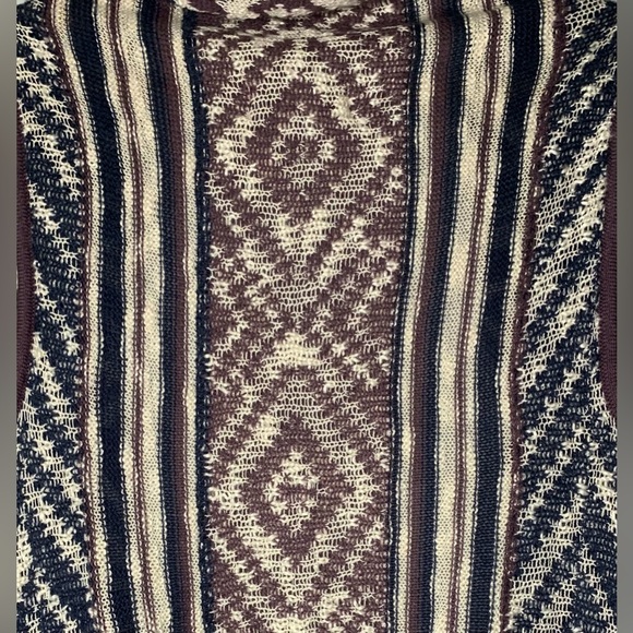 Pink Rose - Open Front Sleeveless Cardigan W/ Waterfall Collar And Fringe Detail - Picture 6 of 8